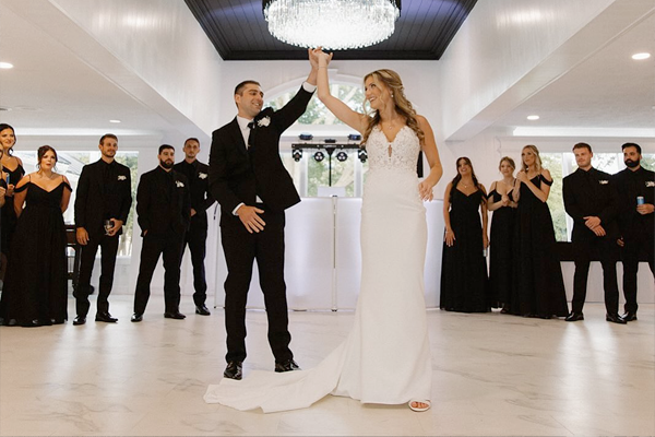 What Are the Key Factors to Consider When Choosing a Wedding Venue in Rochester, NY?